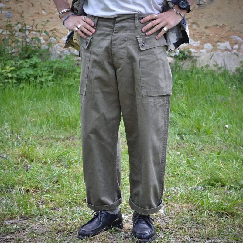Men's Vintage Multi-pocket Straight-Leg Loose Cotton Cargo Trousers 31031389M